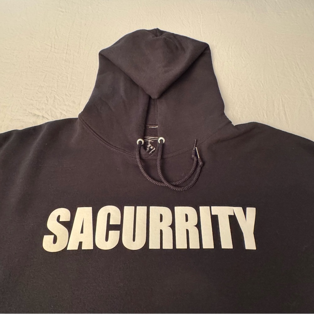 Anjelah Johnson Reyes SACURRITY Hoodie Size Large Bon Qui Qui Comedian Angela